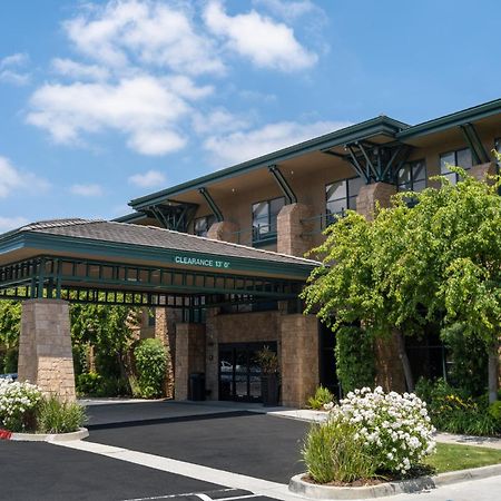 Hampton Inn & Suites Agoura Hills Exterior photo