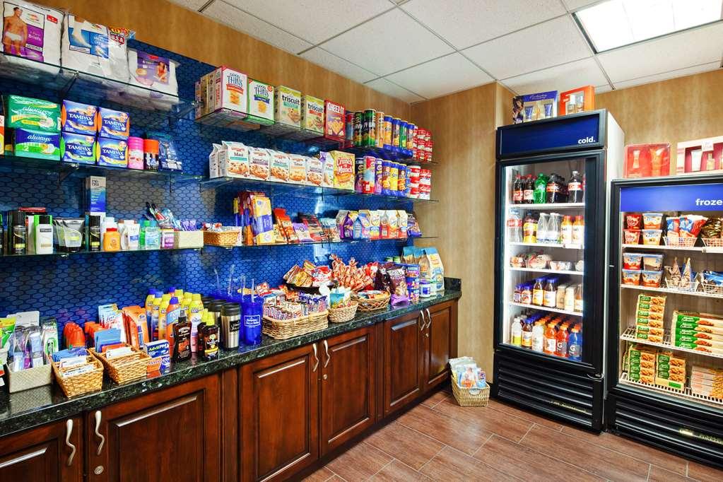 Hampton Inn & Suites Agoura Hills Restaurant photo